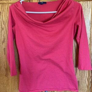 Adorable red slouch neck Gap top size S.